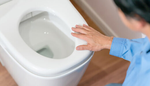 【トイレつまり】水が引かない！水位が上がる原因と解消法について解説